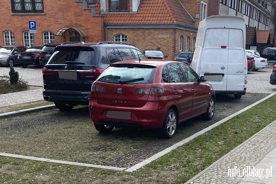 Mistrzowie Parkowania w Elblgu (cz 384), fot. 3
