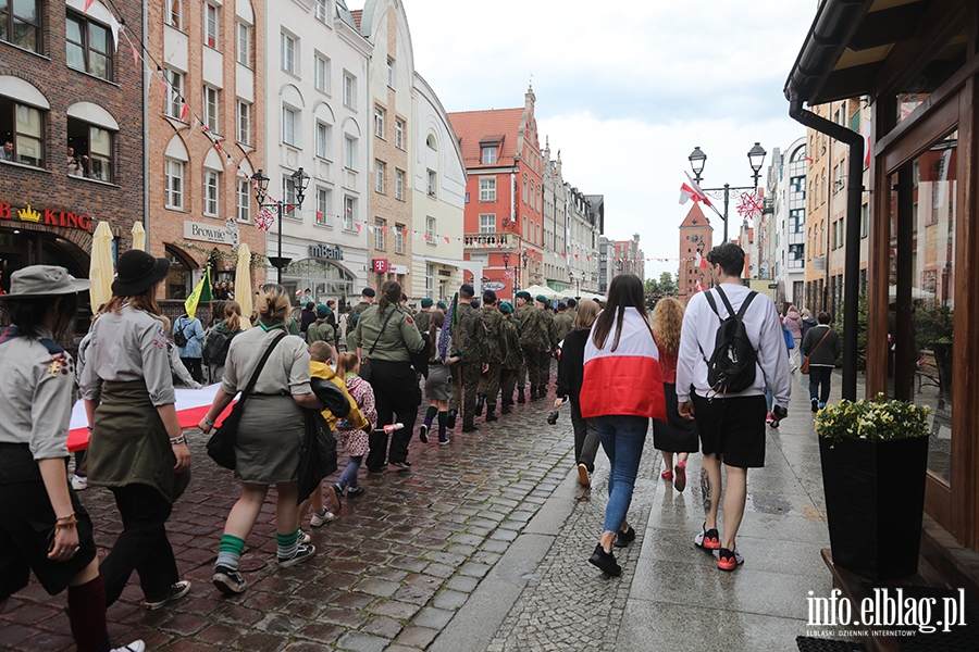 Elblanie przeszli z 50-metrow flag, fot. 30