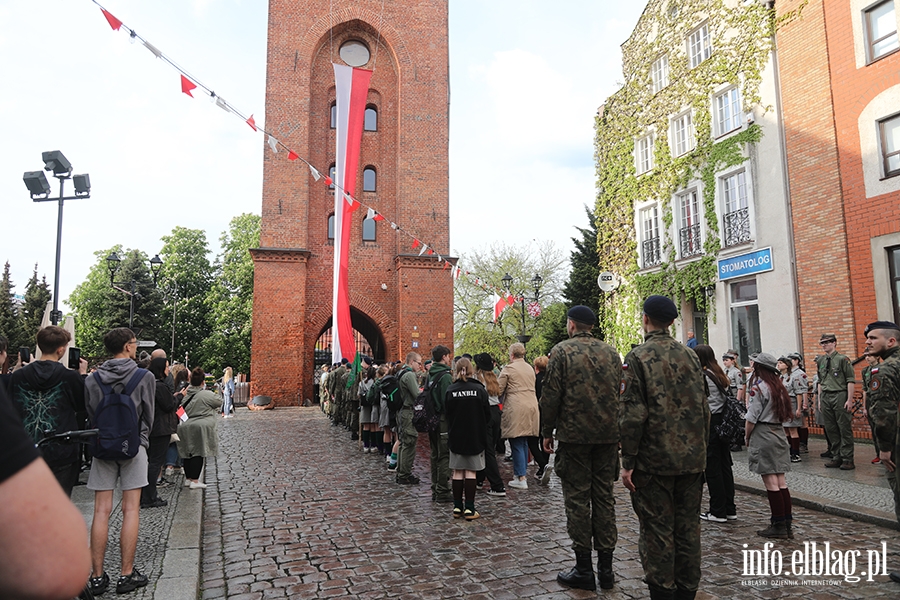 Elblanie przeszli z 50-metrow flag, fot. 39