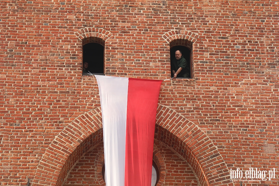 Elblanie przeszli z 50-metrow flag, fot. 40