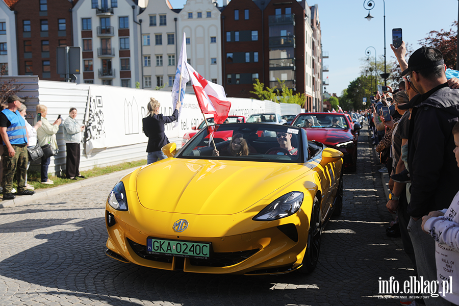 Parada kabrioletw ulicami Starego Miasta., fot. 45