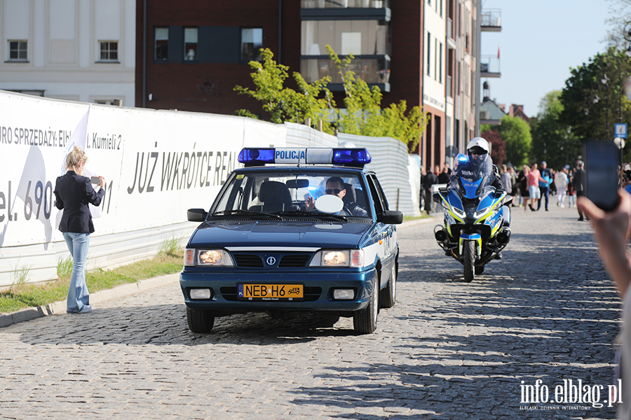 Parada kabrioletw ulicami Starego Miasta., fot. 85