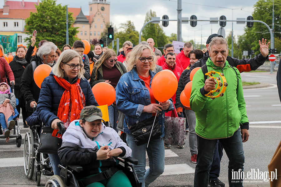 Marsz z okazji Tygodnia Osb Niepenosprawnych, fot. 30
