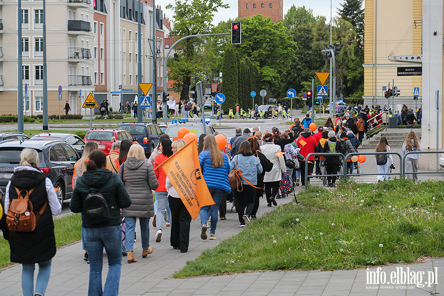Marsz z okazji Tygodnia Osb Niepenosprawnych, fot. 35