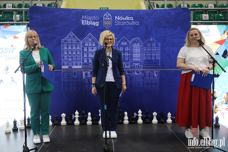 Ponad dwustu modych szachistw z wojewdztwa na turnieju w Elblgu, fot. 11