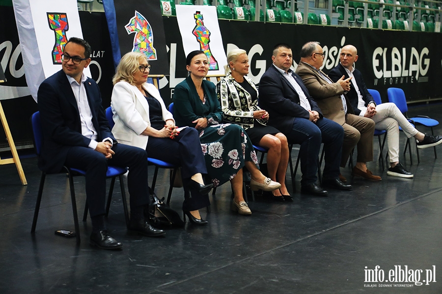 Ponad dwustu modych szachistw z wojewdztwa na turnieju w Elblgu, fot. 13