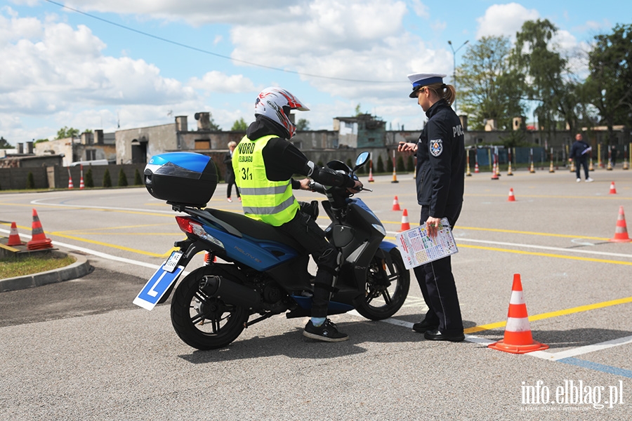 Modzi kierowcy walczyli w wojewdzkim finale turnieju motoryzacyjnego, fot. 26