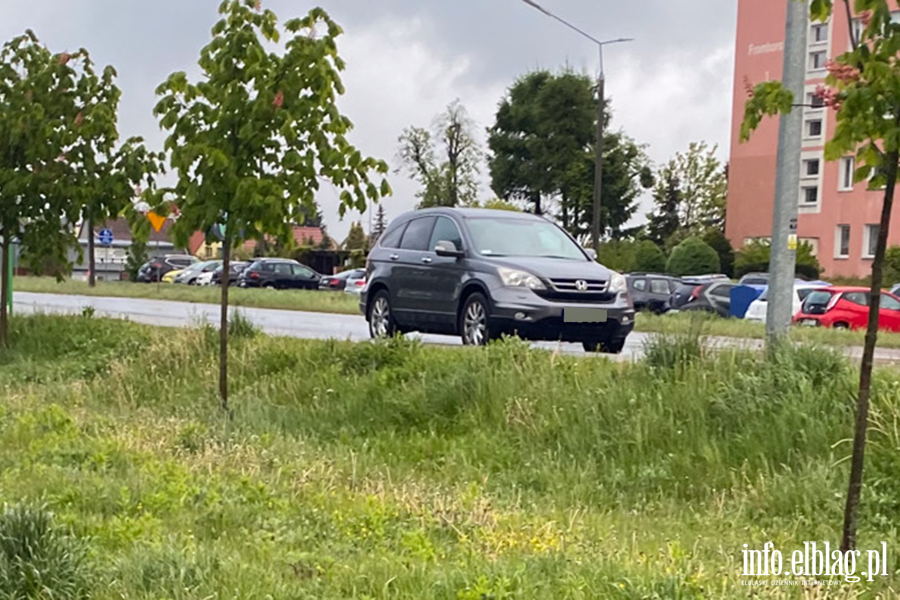 Mistrzowie Parkowania w Elblgu (cz 391), fot. 3
