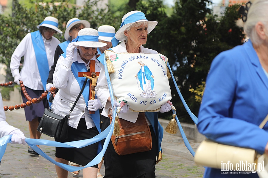 Ulicami Elblga przeszy procesje Boego Ciaa. Zobacz procesj na Starym Miecie, fot. 13