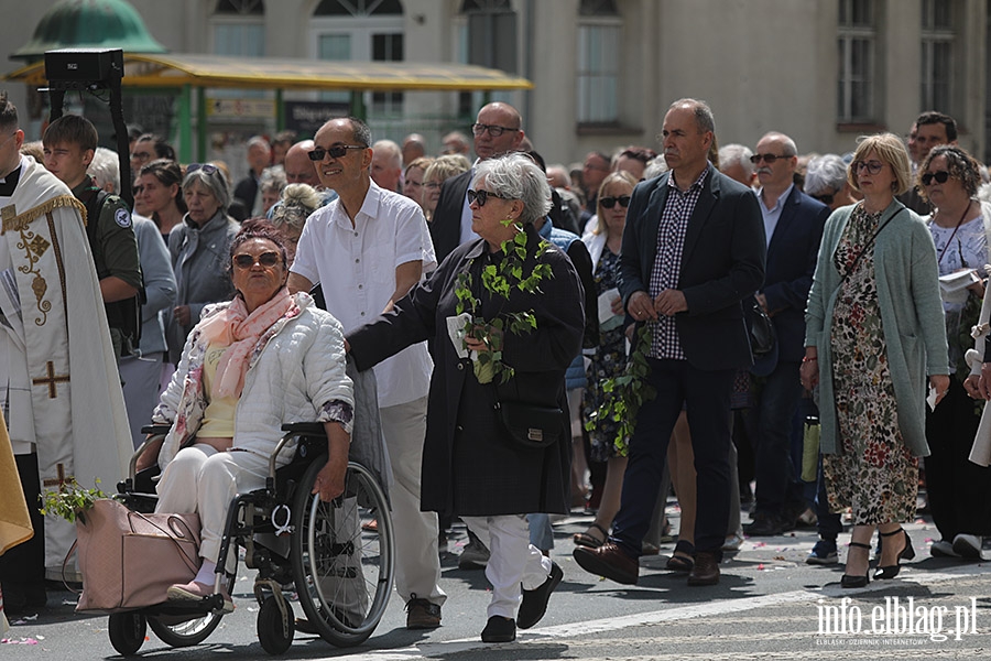 Ulicami Elblga przeszy procesje Boego Ciaa. Zobacz procesj na Starym Miecie, fot. 63