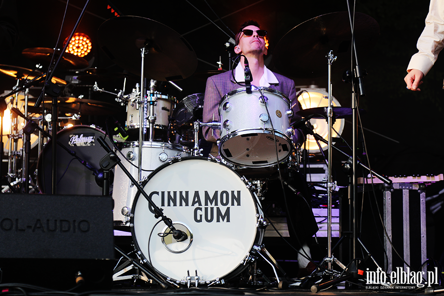 Elblskie wito Muzyki. Na scenie Cinnamon Gum i Illusion, fot. 22