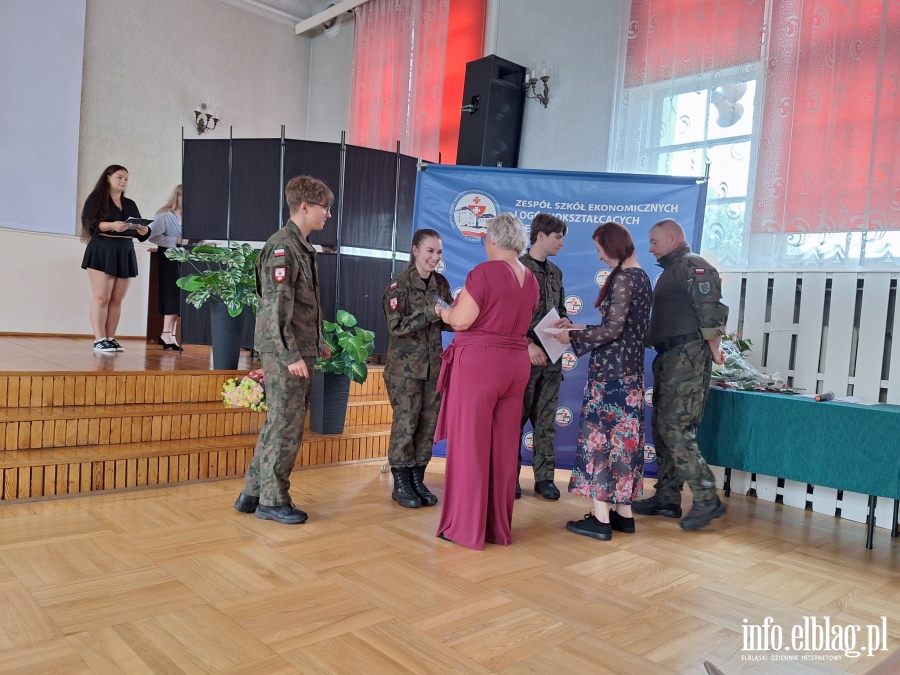 Zakoczenie roku szkolnego w Zespole Szk Ekonomicznych i Oglnoksztaccych, fot. 15