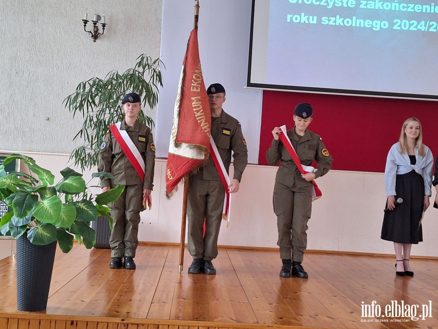 Zakoczenie roku szkolnego w Zespole Szk Ekonomicznych i Oglnoksztaccych, fot. 36