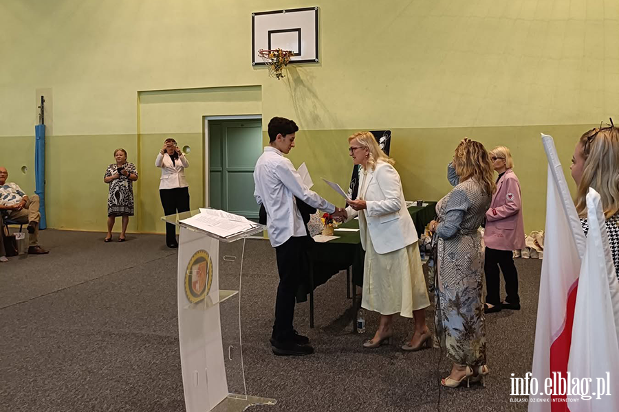 Zakoczenie roku szkolnego 2024/2025 w Zespole Szk Zawodowych nr 1 , fot. 8