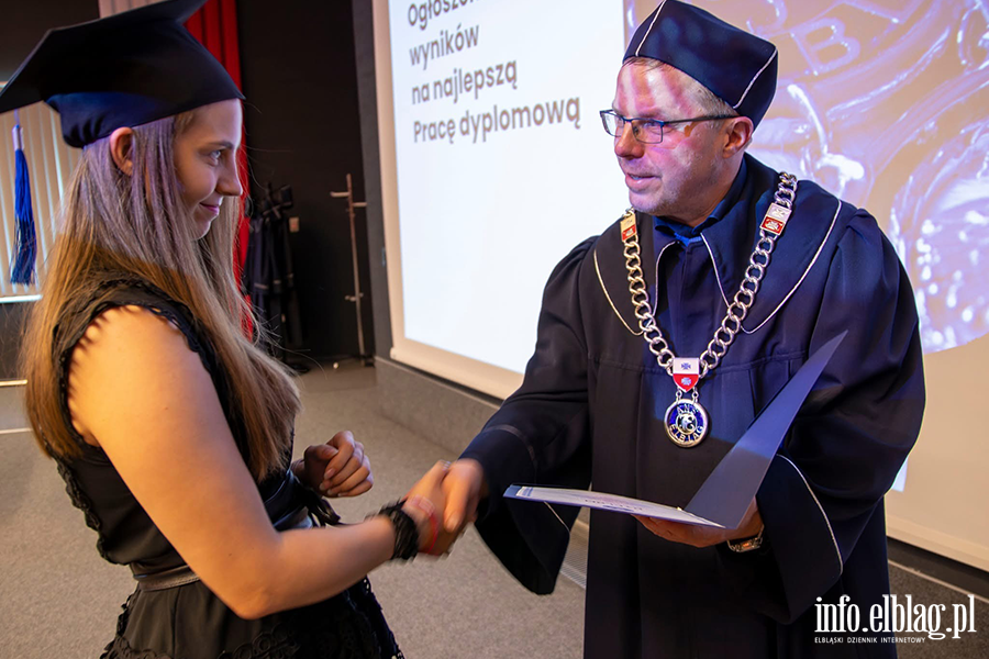 Uroczyste Dyplomatorium w Instytucie Ekonomicznym Akademii Nauk Stosowanych w Elblągu, fot. 24