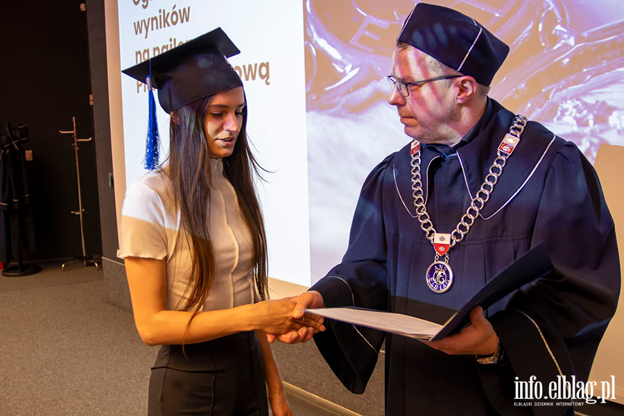 Uroczyste Dyplomatorium w Instytucie Ekonomicznym Akademii Nauk Stosowanych w Elblgu, fot. 53