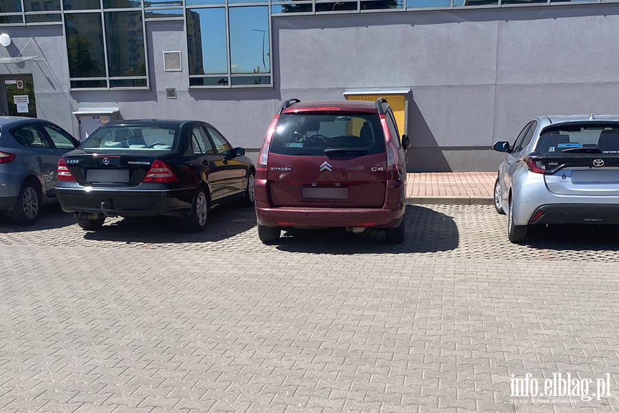 Mistrzowie Parkowania w Elblgu (cz 399), fot. 9