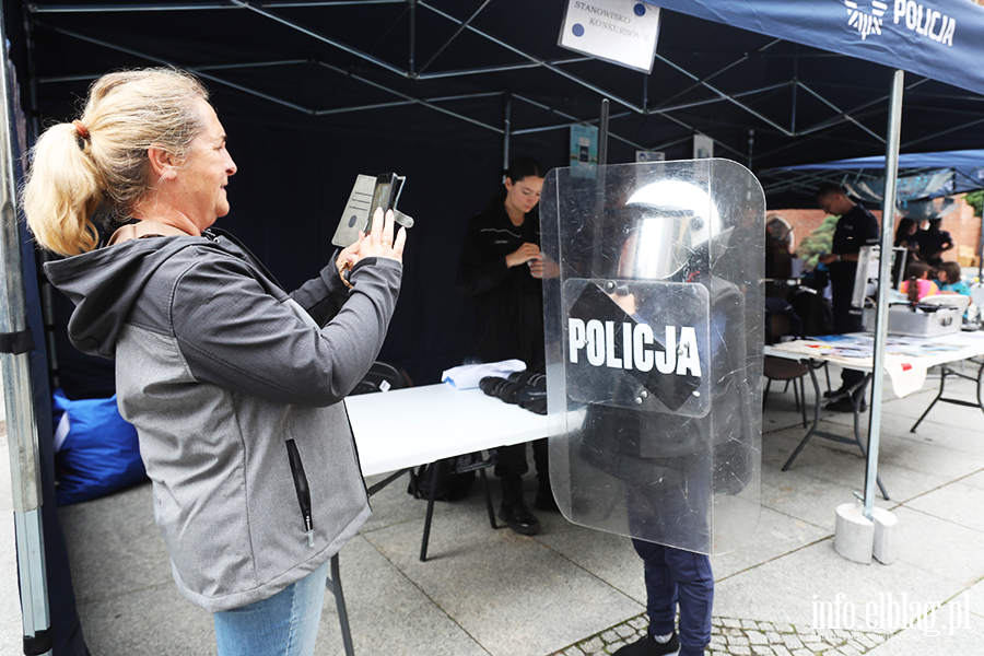 Policja, fot. 81