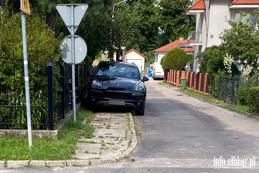 Mistrzowie Parkowania w Elblgu (cz 407), fot. 2