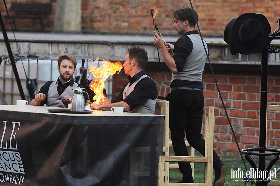 "Gentlemen's Circus", czyli onglerka, elegancja i humor, fot. 52