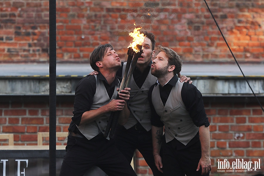 "Gentlemen's Circus", czyli onglerka, elegancja i humor, fot. 60
