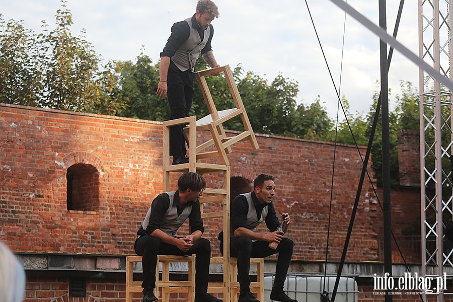"Gentlemen's Circus", czyli onglerka, elegancja i humor, fot. 69