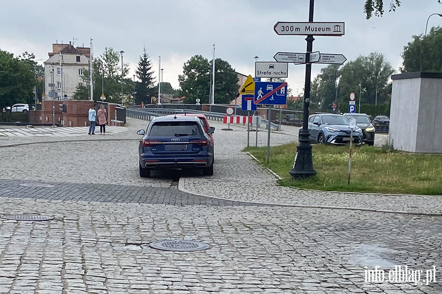 Mistrzowie Parkowania w Elblgu (cz 412), fot. 3
