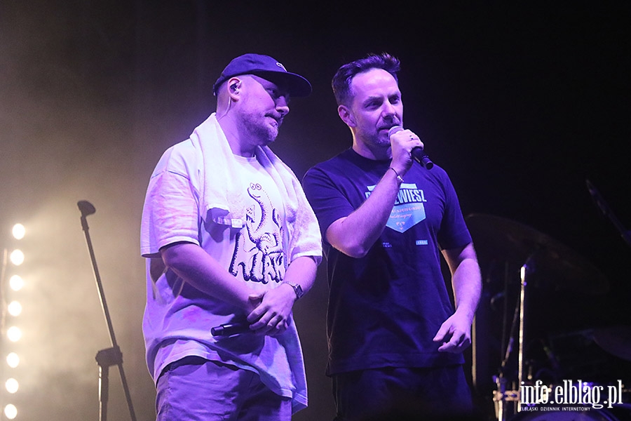 Festiwal Ogrody Polityki. Na scenie ona, Konieczny i Krupa , fot. 24