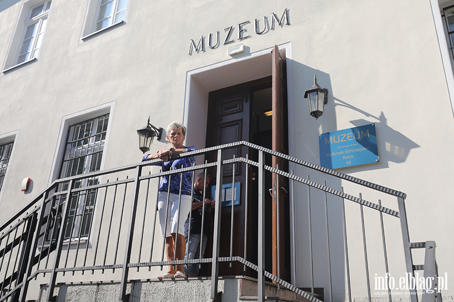 Elblskie Dni Seniora. Z wizyt w muzeum, fot. 1