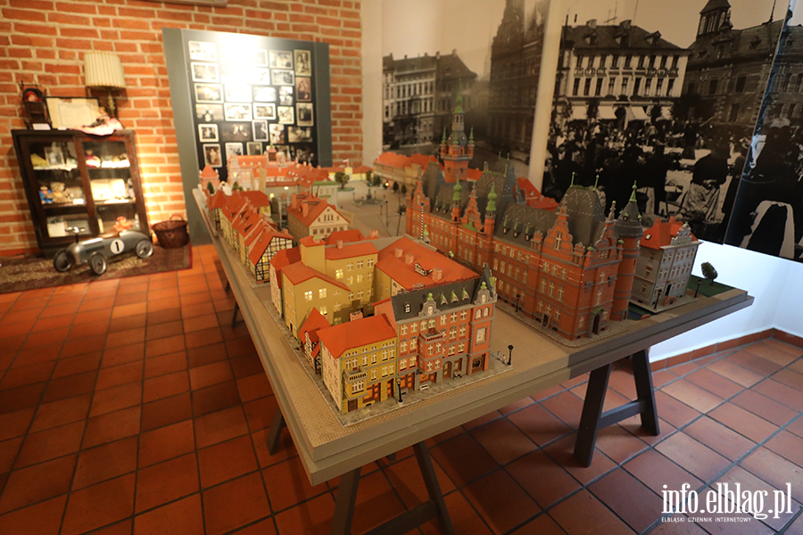 Elblskie Dni Seniora. Z wizyt w muzeum, fot. 37