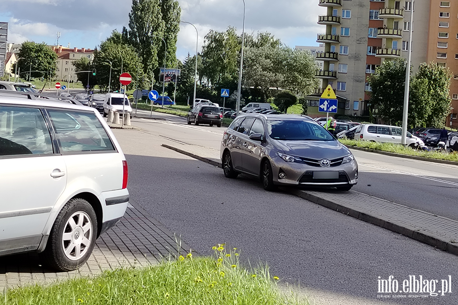 Mistrzowie Parkowania w Elbl�gu (cz�� 420), fot. 9