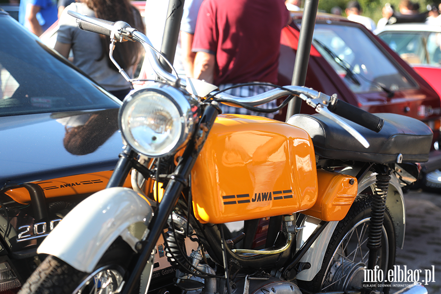 Klasyki motoryzacji pod Gr Chrobrego, fot. 25
