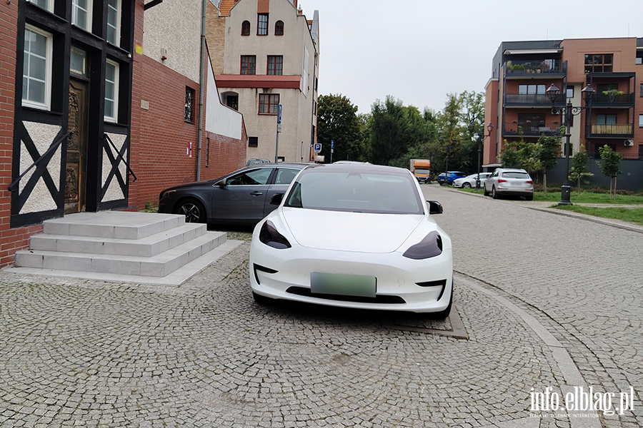 Mistrzowie Parkowania w Elblgu (cz 421), fot. 4