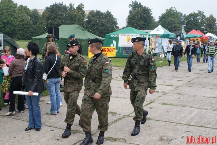 Festyn Wojskowy z okazji 91. rocznicy powstania 16 PDZ , fot. 63