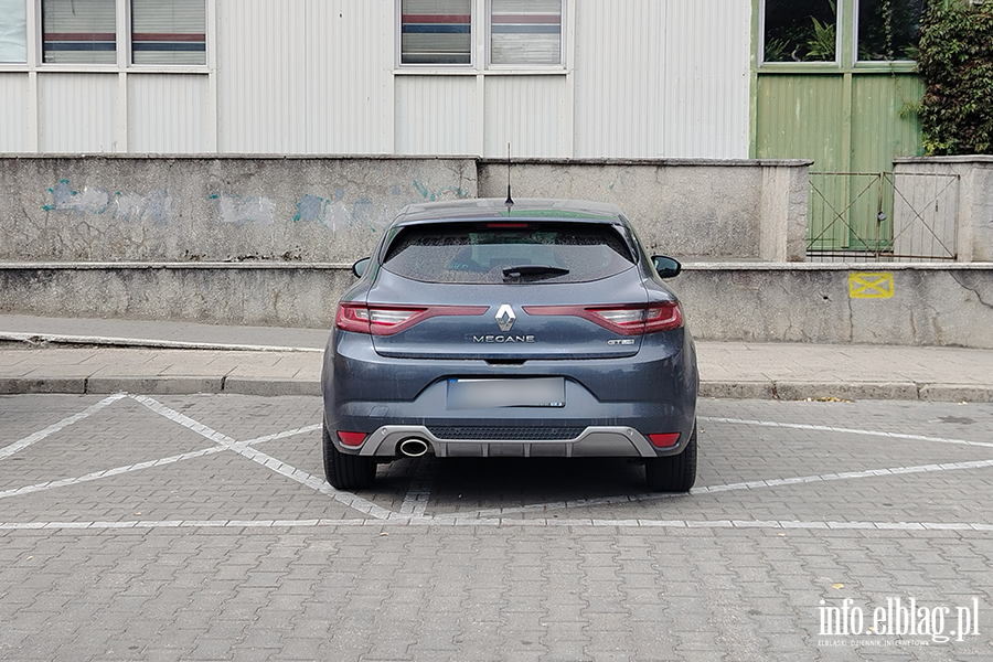 Mistrzowie Parkowania w Elblgu (cz 423), fot. 3