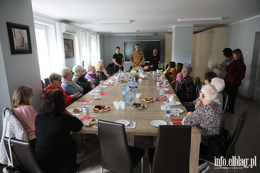 zajcia pierszwej pomoc dla seniorw, fot. 11