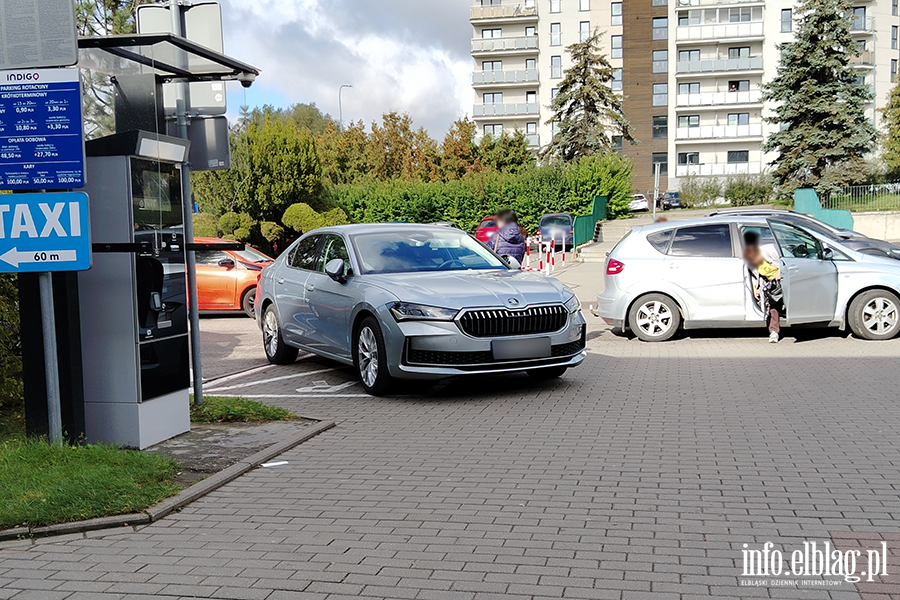Mistrzowie Parkowania w Elblgu (cz 427), fot. 5