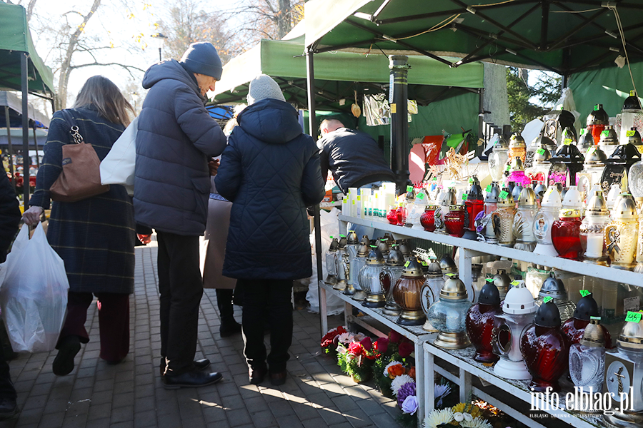 Elblanie odwiedzili groby bliskich, fot. 7