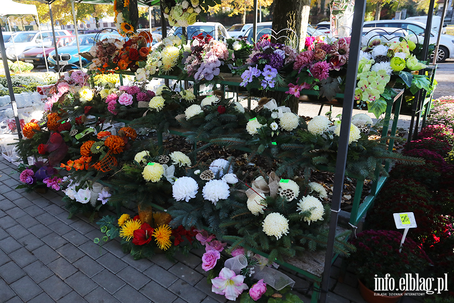 Elblanie odwiedzili groby bliskich, fot. 25