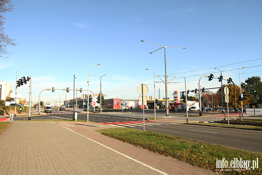 skrzyowanie ul. Pk. Dbka i al. Pisudskiego, fot. 8