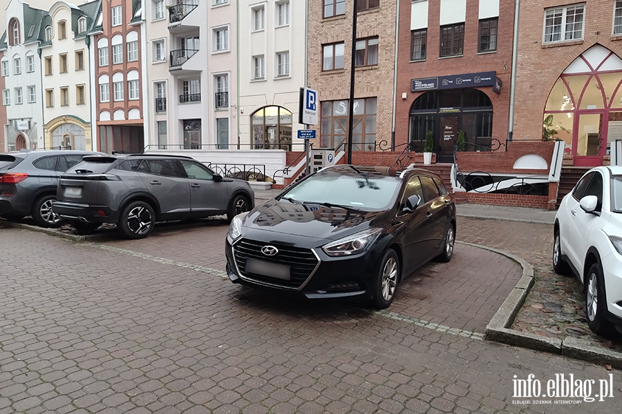 Mistrzowie Parkowania w Elblgu (cz 429), fot. 11