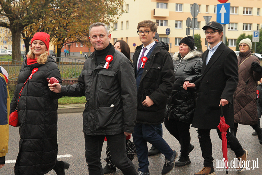 Polonez na ulicach Elblga z okazji Narodowego wita Niepodlegoci, fot. 16