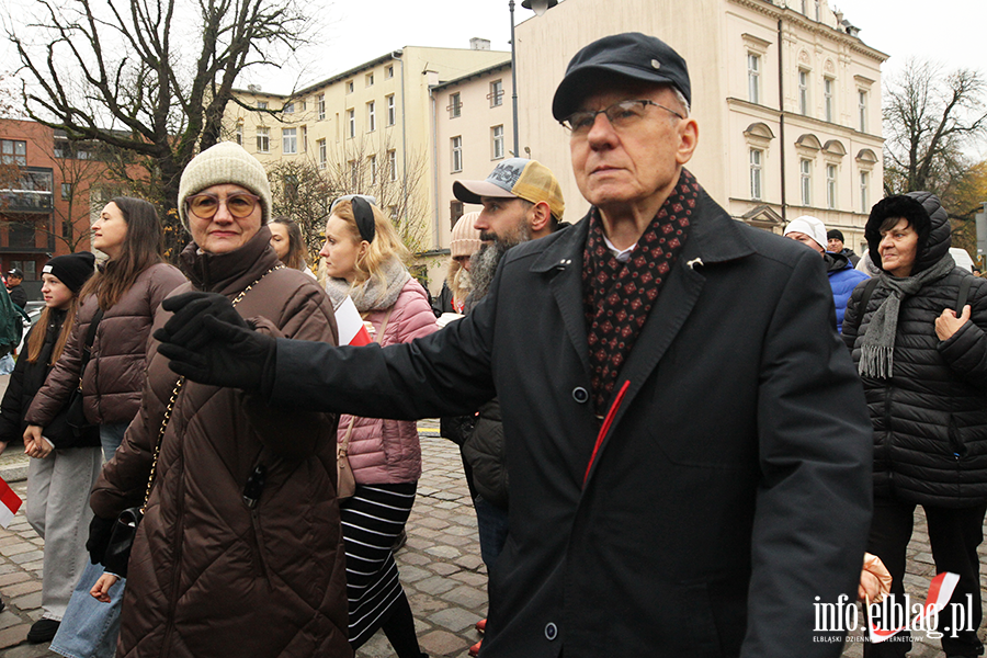 Polonez na ulicach Elblga z okazji Narodowego wita Niepodlegoci, fot. 18