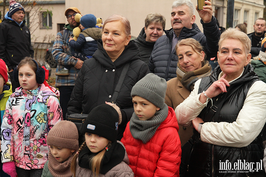 Polonez na ulicach Elblga z okazji Narodowego wita Niepodlegoci, fot. 31