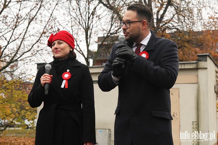 Polonez na ulicach Elblga z okazji Narodowego wita Niepodlegoci, fot. 35