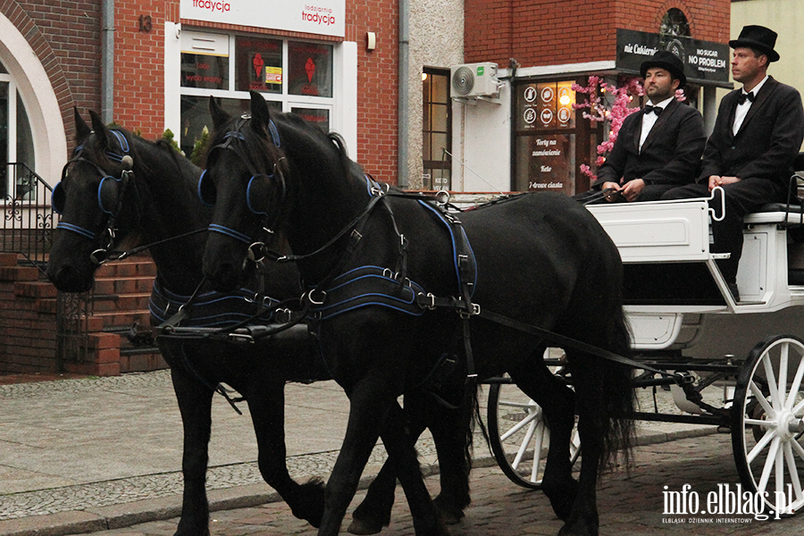 Przejadki powozem konnym po Starym Miecie, fot. 1