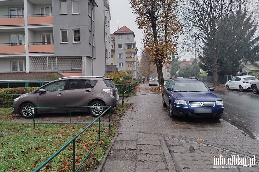 Mistrzowie Parkowania w Elblgu (cz 430), fot. 3