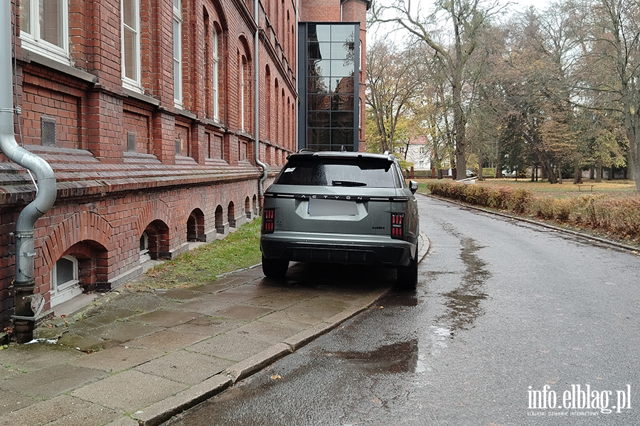 Mistrzowie Parkowania w Elblgu (cz 432), fot. 8