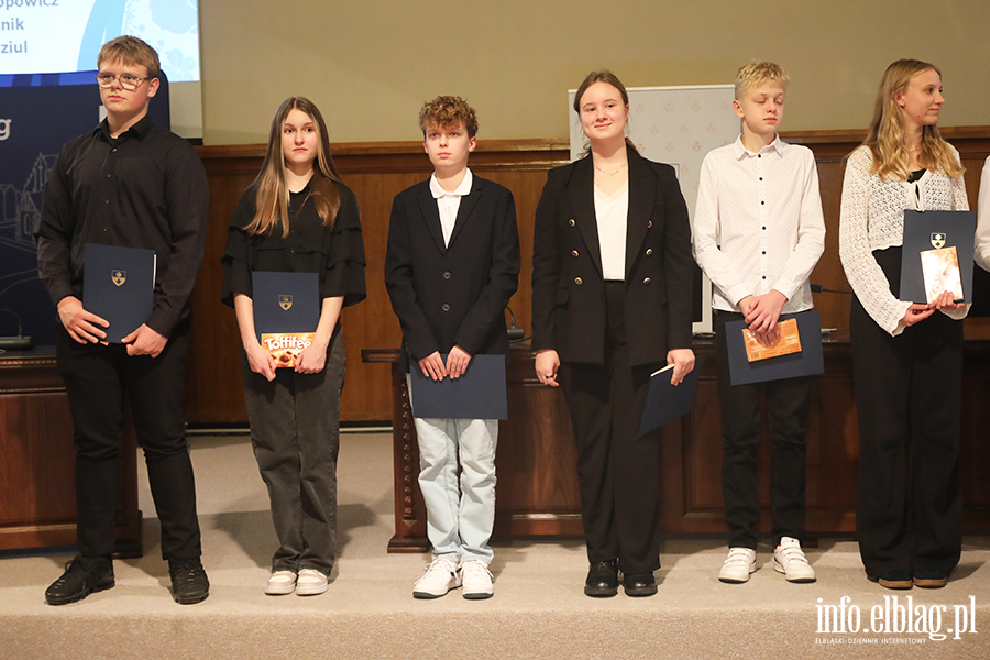 Modzi elblanie docenieni za wyniki w nauce , fot. 109