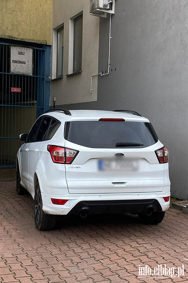 Mistrzowie Parkowania w Elblgu (cz 434), fot. 12